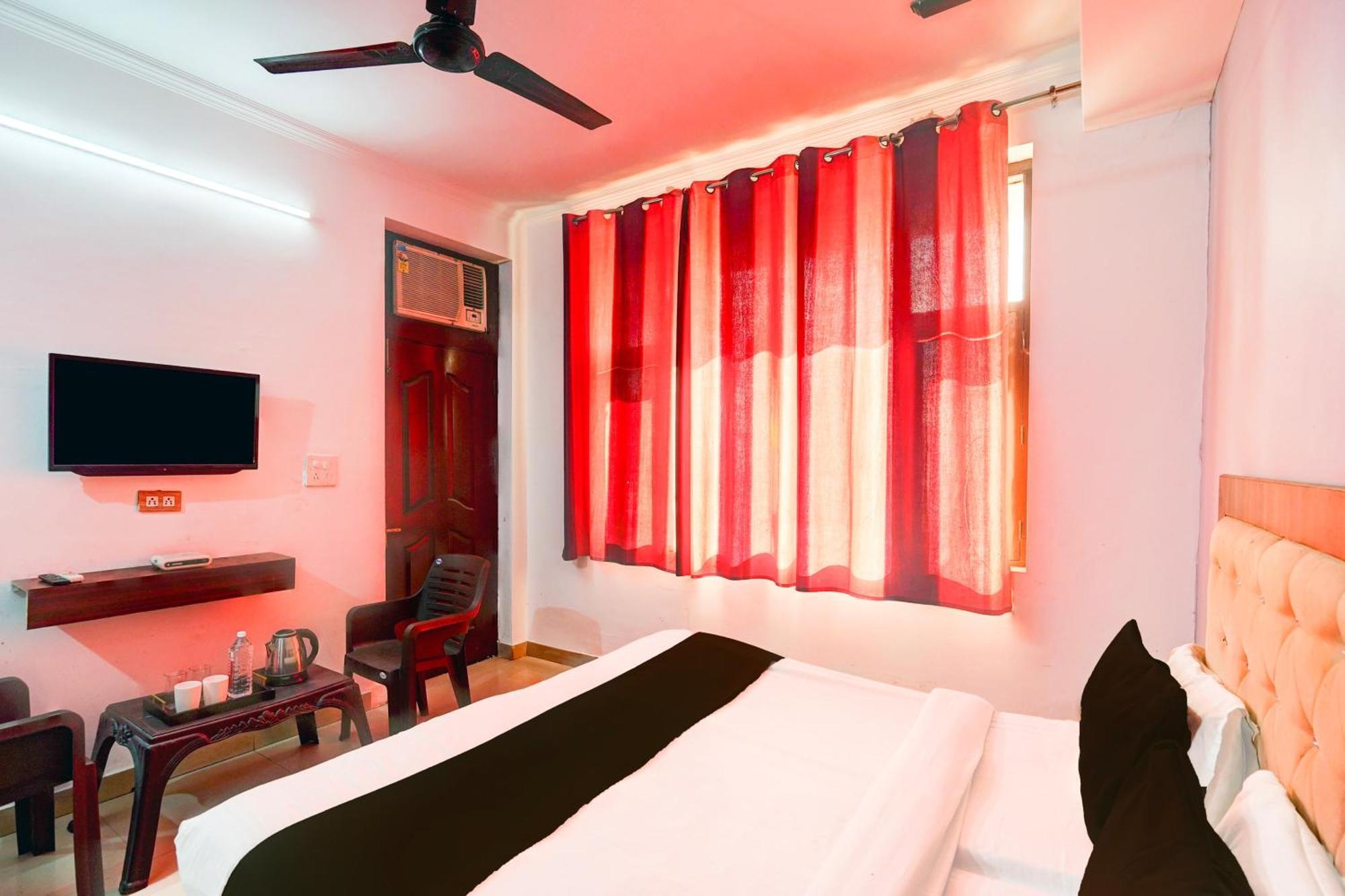 Super Hotel O Palm 德拉敦 外观 照片