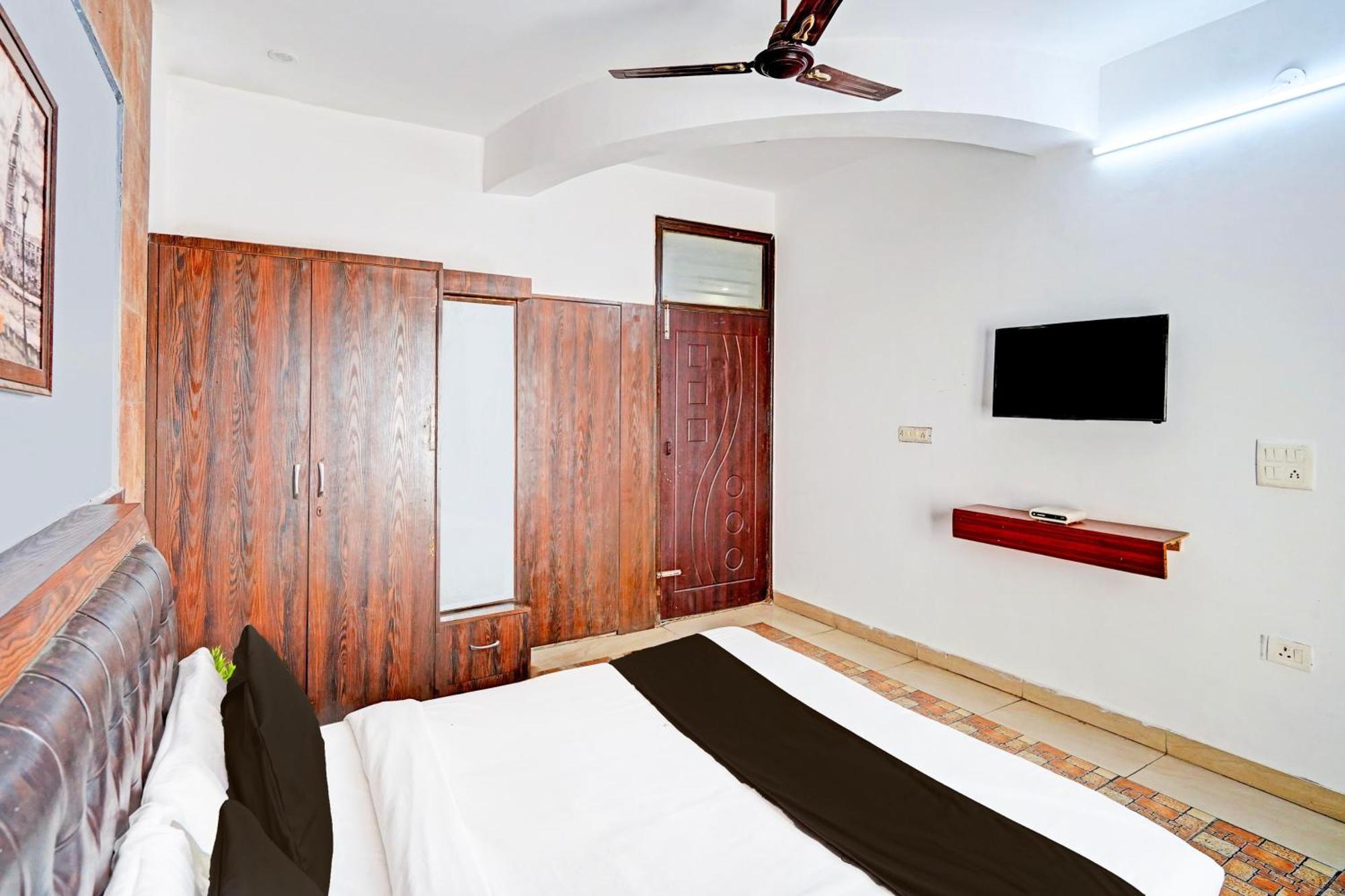 Super Hotel O Palm 德拉敦 外观 照片